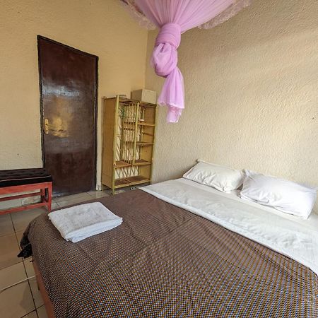 Randa'S House I Homestay Ruhengeri ภายนอก รูปภาพ
